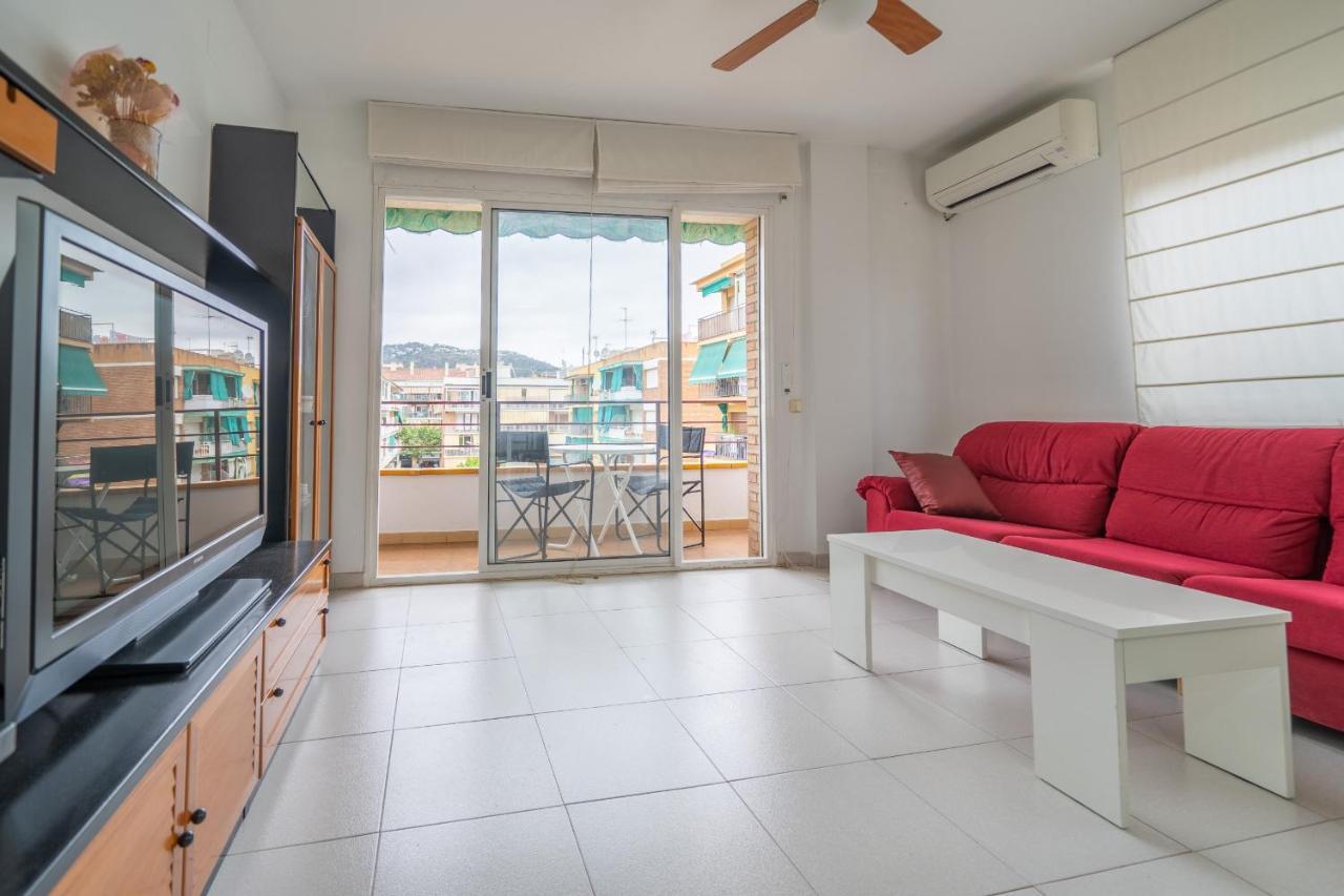 Homeholidaysrentals Margot - Costa Barcelona Pineda de Mar Bagian luar foto